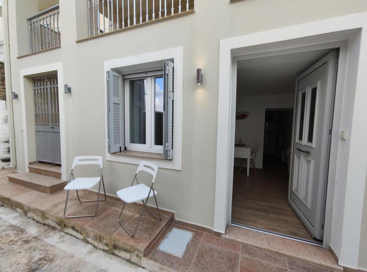 Sweet & Cosy Αpartment In Chora'S Old Town Apartment Andros Town Exterior photo